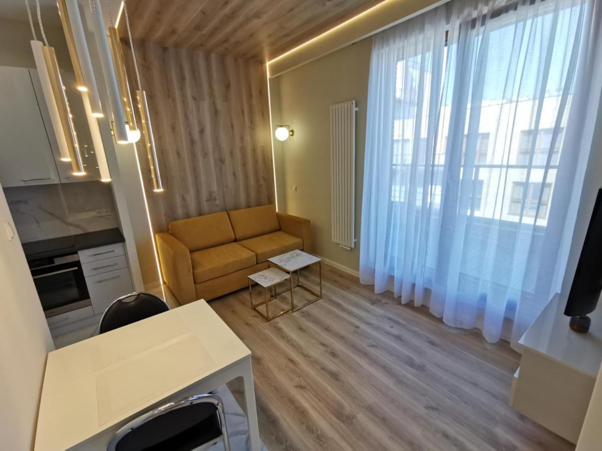 Zajezdnia Wrzeszcz Apartamenty Gdansk Exterior foto