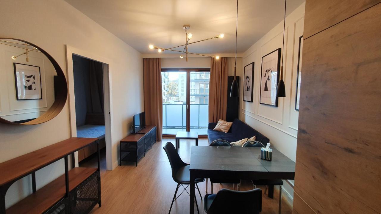 Zajezdnia Wrzeszcz Apartamenty Gdansk Exterior foto
