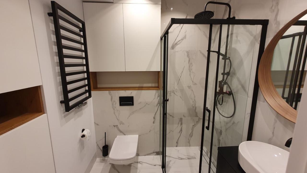 Zajezdnia Wrzeszcz Apartamenty Gdansk Exterior foto